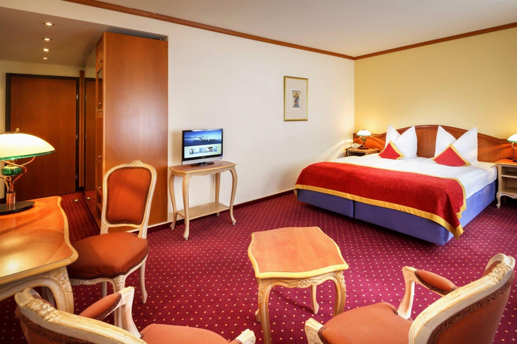 Hotel Luitpoldpark-hotel 4*